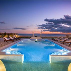 8 bedroom luxury villa with pool near Koutsounari, sleeps 16